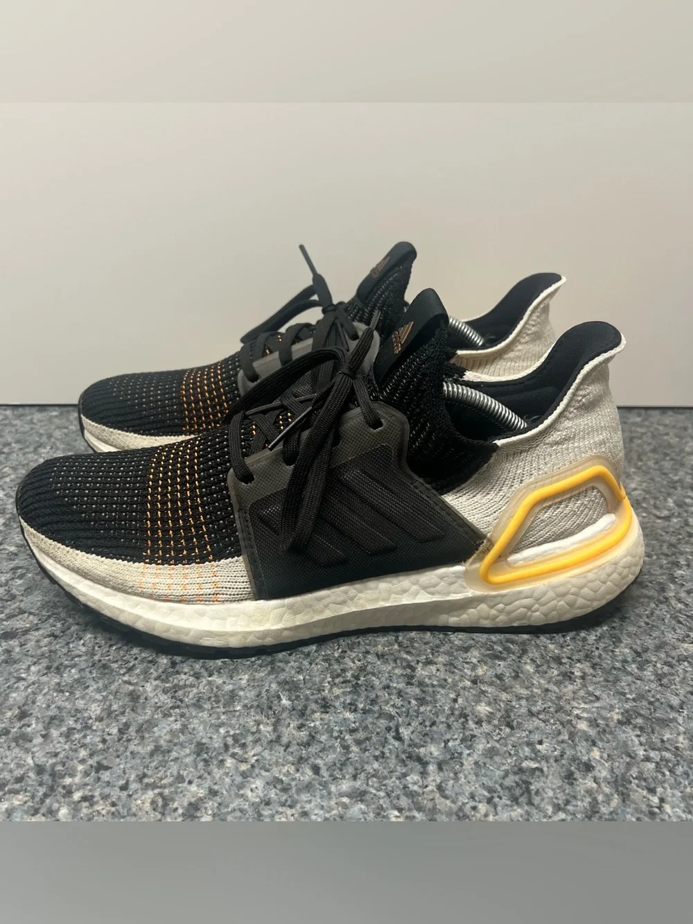 Adidas UltraBoost 19 Trace Cargo Black Running Shoes Sneakers | Men’s Size 8